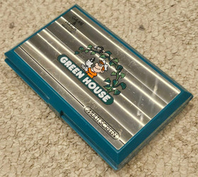 NINTENDO GREEN HOUSE Game and Watch vintage electronic handheld LCD game 1982