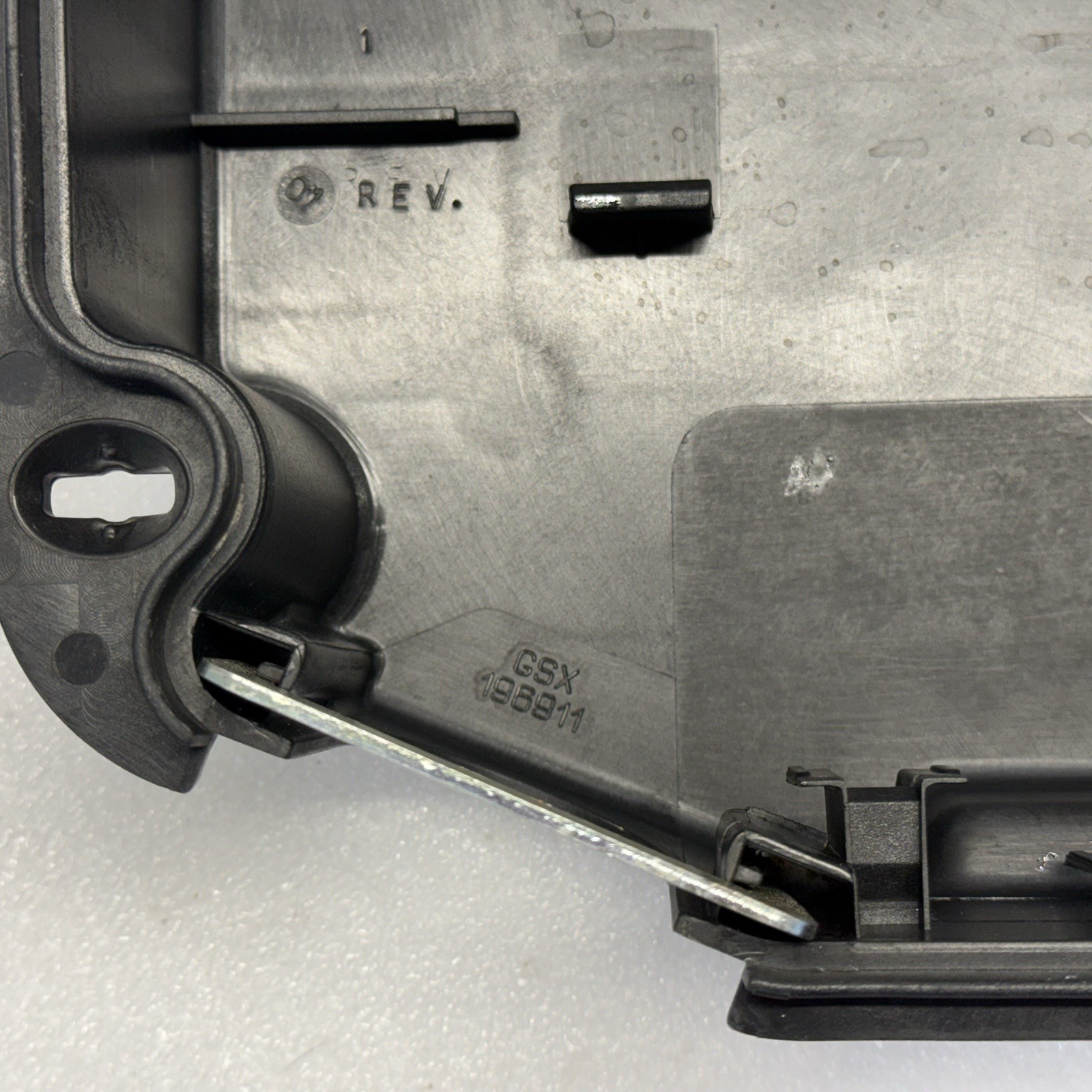 Maserati Quattroporte 2003-2007 Engine cover