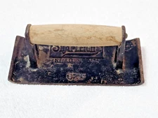 VTG Stampleigh's S-253 Hand Trowel Metal with Wooden Handle St. Louis MO