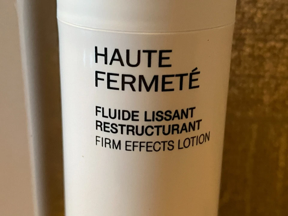 ¡NUEVO! Loción efectos firmes Yves Saint Laurent HAUTE FERMETE 1,6 fl. oz. Antiedad Foto 2 de 4