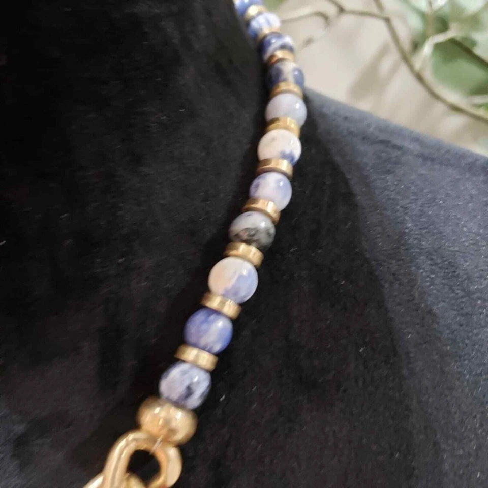 Collar de cadena gruesa y piedra de sodalita de moda para mujer con broche de langosta Foto 4 de 4