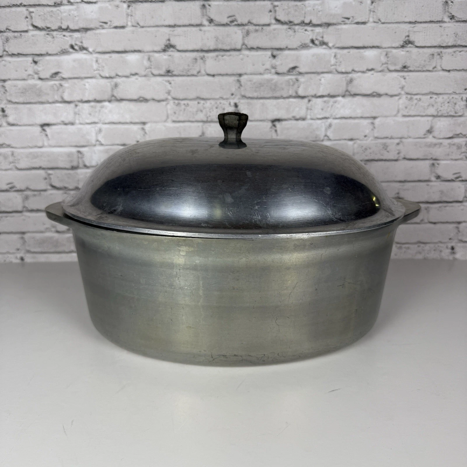Vintage HOUSEHOLD INSTITUTE Cast Aluminum Oval Dutch Oven Roaster w/ Lid ~15"