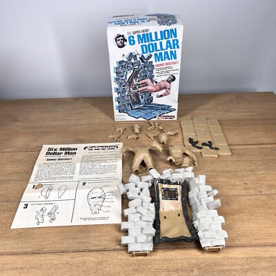 Fundimesions MPC Six Million Dollar Man Bionic Bustout! Rare Kit