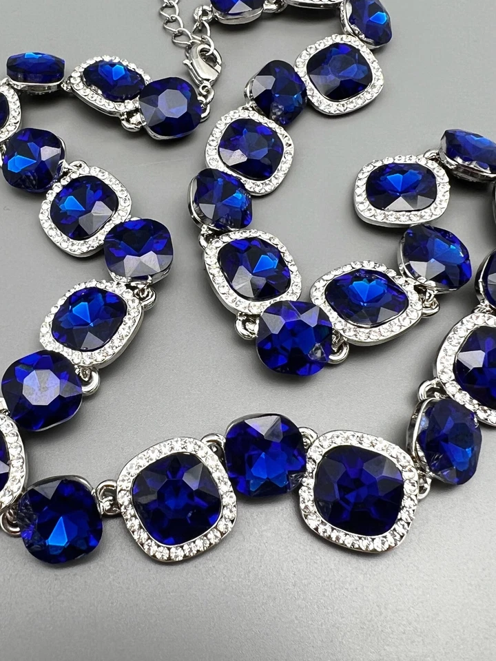 Colar de tênis feminino almofada azul cristal strass babador joia tom prata 49 - Imagem 2 de 4