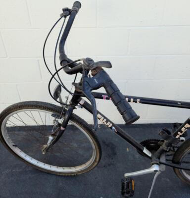 Men's Fuji Thrill 20” Bicycle – VGC – GREAT BIKE – NEEDS TIRES