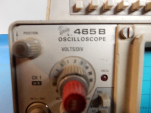 Tektronix 465B 100MHz 2ch Oscilloscope w/ DM44 Multimeter - Picture 3 of 4