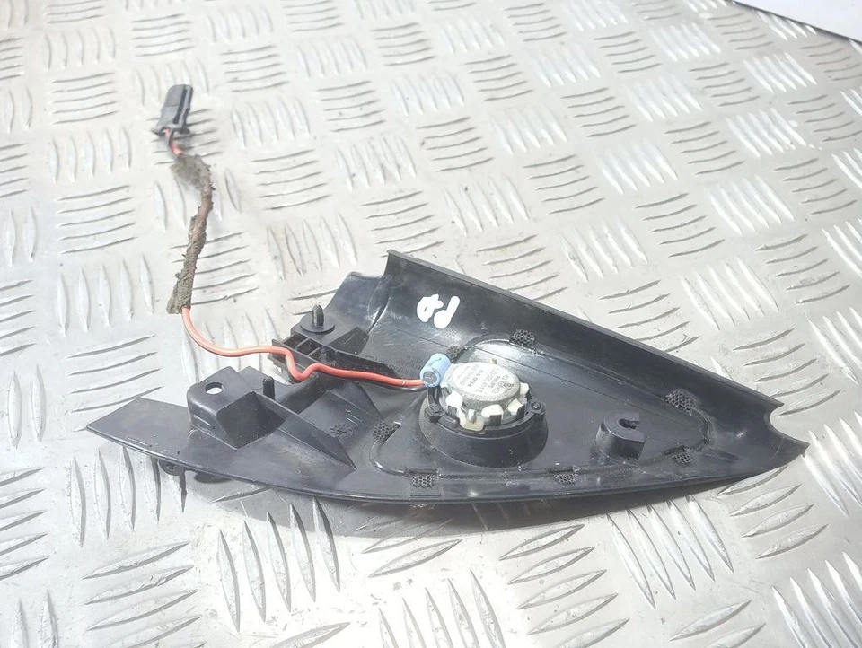 Altavoz delantero derecho volkswagen golf IV 1998 tweeter puerta delantera UST94392 Foto 3 de 3