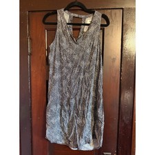 Old Navy Womens Black White Geometric Diamond Print Cutout Back Shift Dress M
