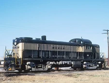 1965 MONON Diesel Engine in the Hammond, Indiana Yard  8.5x11 Railroad Photo