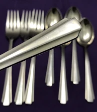 RESPLENDENCE Stainless  4 SALAD FORKS &  4 TEASPOONS Lyon Old Pattern Blunt End