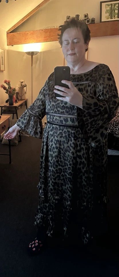 Anna Scholz Stylish Dress BNWT - Stylish, Smart, Flattering And Comfortable!!! - Image 3 of 4