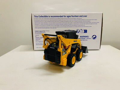 ミニカー 1/25 コマツ UH8177 SK820-8 フォークリフト Universal Hobbies Komatsu SK820 with 2 accessories scale 1