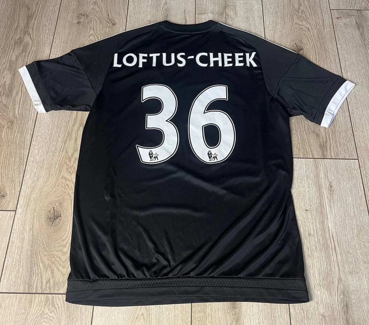 Размер M White Chelsea International Club Soccer Fan одежда и