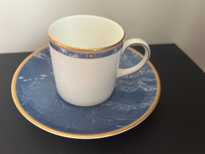 CANTATA Wedgwood Bone China Kaffeetasse & Untertasse Blau & Weiß Goldrand