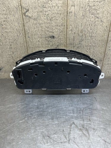2007 - 2014 Cadillac Escalade ESV EXT Speedometer Instrument Cluster OEM - Picture 6 of 8
