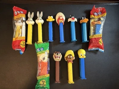 Lot Of 12 Cartoon Pez Dispensers - Image 1 of 4