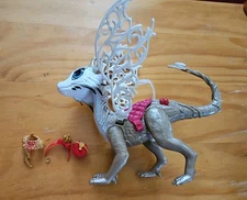 Ever After High Dragon Games Braebyrn (Apple Whites Pet) 11.5" DKM76 2015