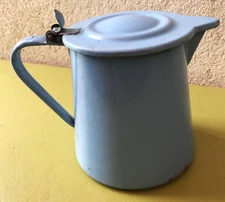 KITCHEN UTENSIL BLUE ENAMEL LID POT CAPACITY 1 L5