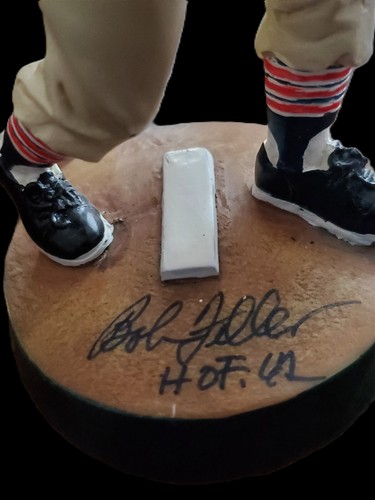 Bob Feller Cleveland Indians - Autographed Bobblehead - JSA Authentic Autograph - Picture 5 of 9