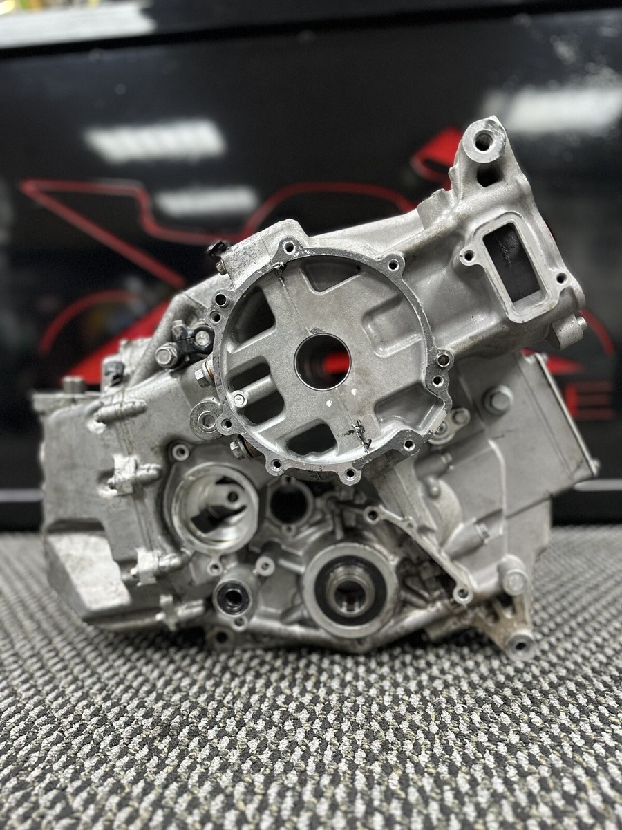 ETC 15台 11-15 KAWASAKI NINJA ZX10R OEM ENGINE CRANKCASE PISTON CASE BLOCK