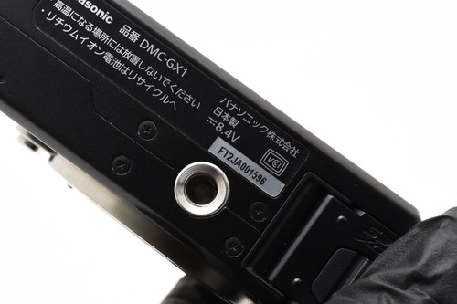 Panasonic LUMIX DMC-GX1 16.0MP Digital Camera w/charger Japanese language Only - 第 10/10 張圖片