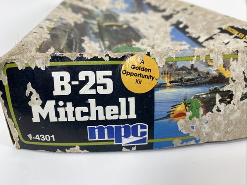 MPC (1982) B-25 MITCHELL 1/72 Scale Kit #1-4301 -SEALED PARTS!!! - UGLY Box Art - Picture 3 of 9