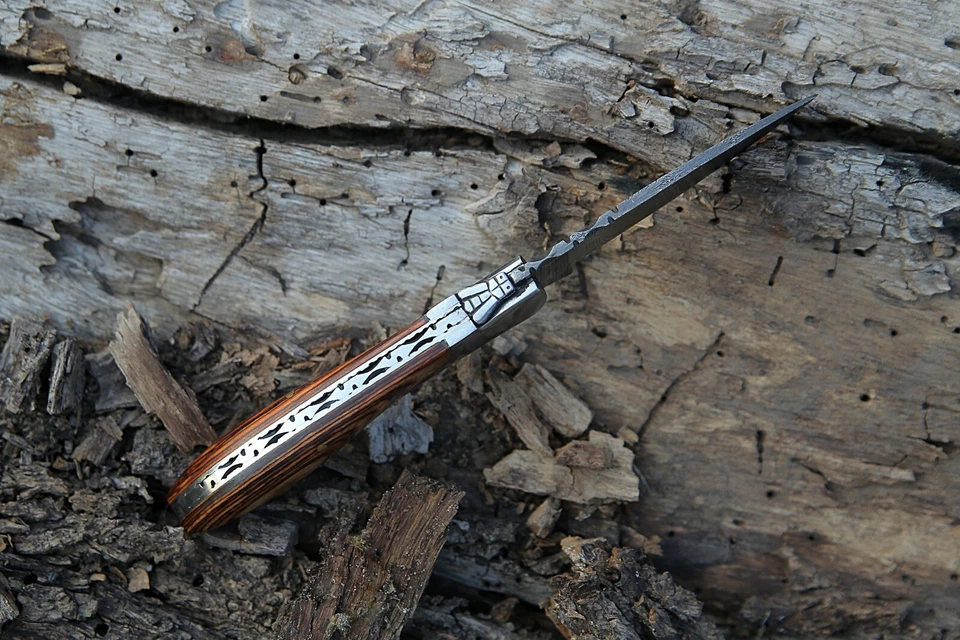 Damascus handmade Folding Pocket knife camping Skinner Hunting Knife with Pouch - Image 2 of 4