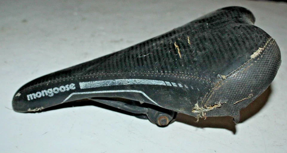 Sillín de bicicleta Mongoose de colección 260/145 mm carretera MTB confort híbrido envío rápido a EE. UU. Foto 4 de 4