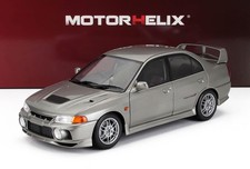 Motorhelix 1/18 Mitsubishi Lancer Evo IV With Engine 1999 Grey Met M84001