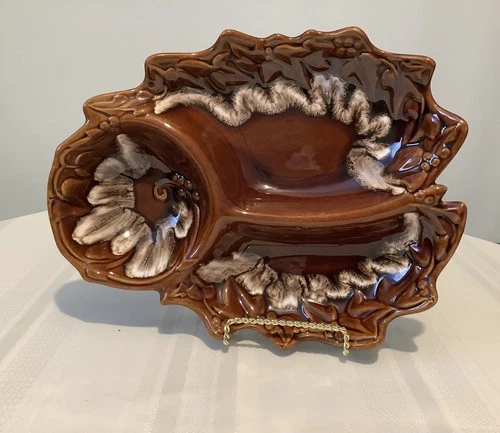 VTG Hull Brown  Divided Serving Dish 11 3/4”