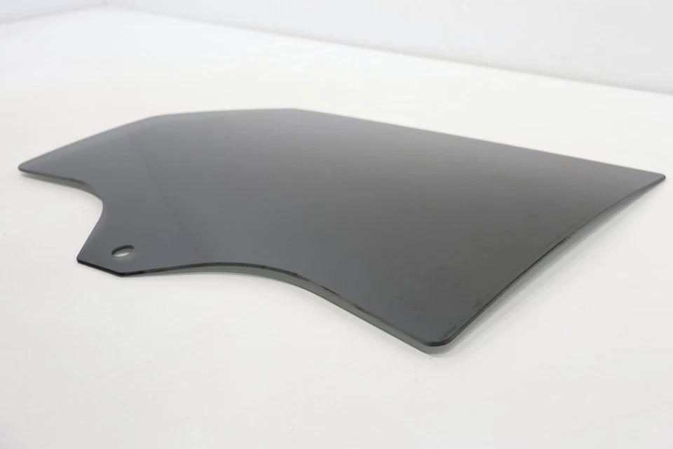 2021-2025 CHEVROLET TRAILBLAZER REAR RIGHT SIDE DOOR WINDOW BLACK TINT GLASS OEM - Image 2 of 4