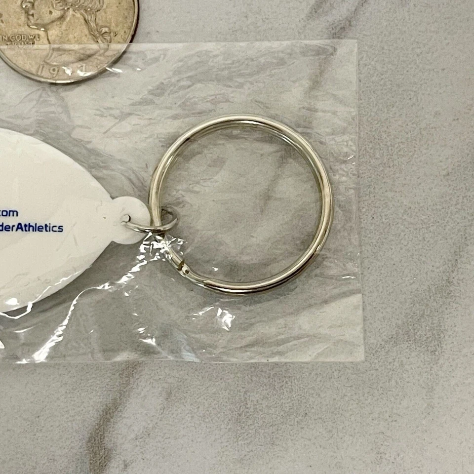 Llavero de fútbol americano Middle Tennessee State Blue Raiders Foto 4 de 4