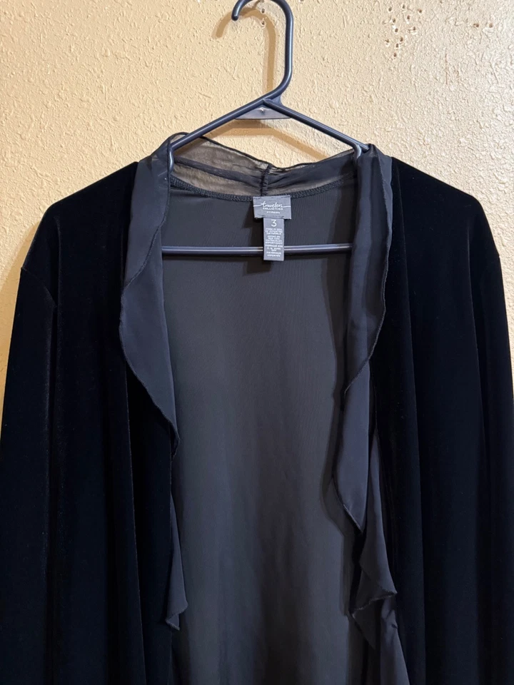 CHICO'S TRAVELERS COLL VELOUR CARDIGAN CHICO'S SZ 3 (XL) BLACK CHIFFON TRIM - Image 2 of 4