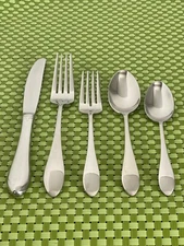 Gorham MEREDITH Stainless Glossy 18/8 China Flatware SMART CHOICE C14G
