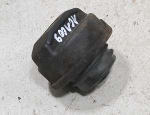 VW Passat 35i Limo Bj 88 Tank Deckel Verschluss 191201553A #101009-F327