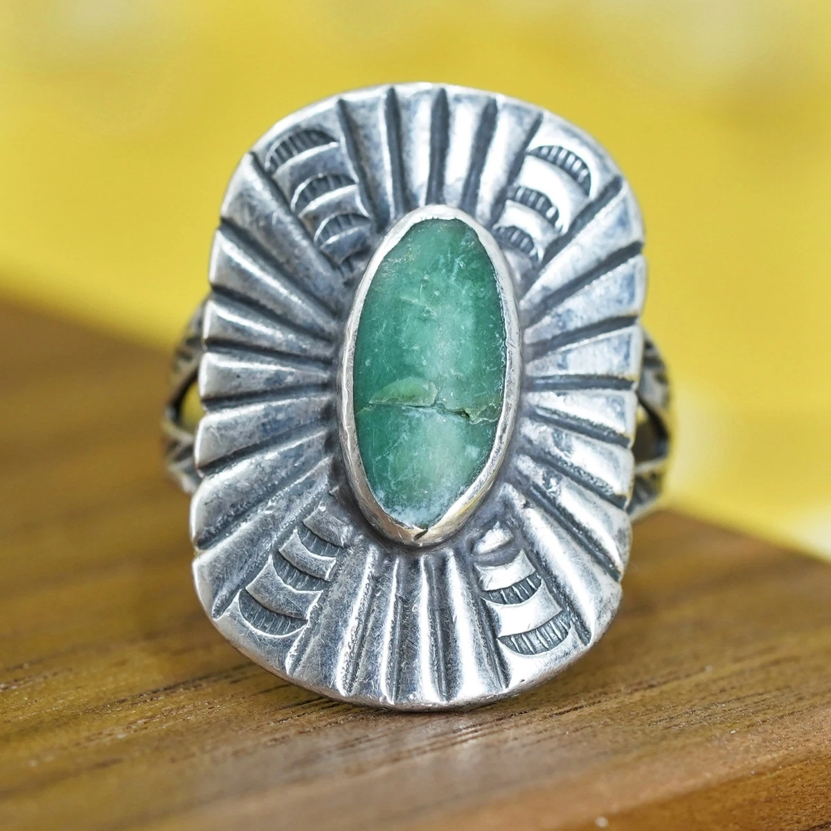 Sterling silver navajo best sale jewelry