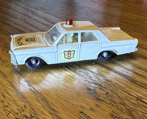 Vintage 1966 Matchbox Series #55/59 White Ford Galaxie Police Car Lesney-Minty!