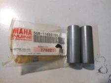 NOS Yamaha Piston Pins 1999 YZ400 WR400 5GR-11633-00 Qty 2