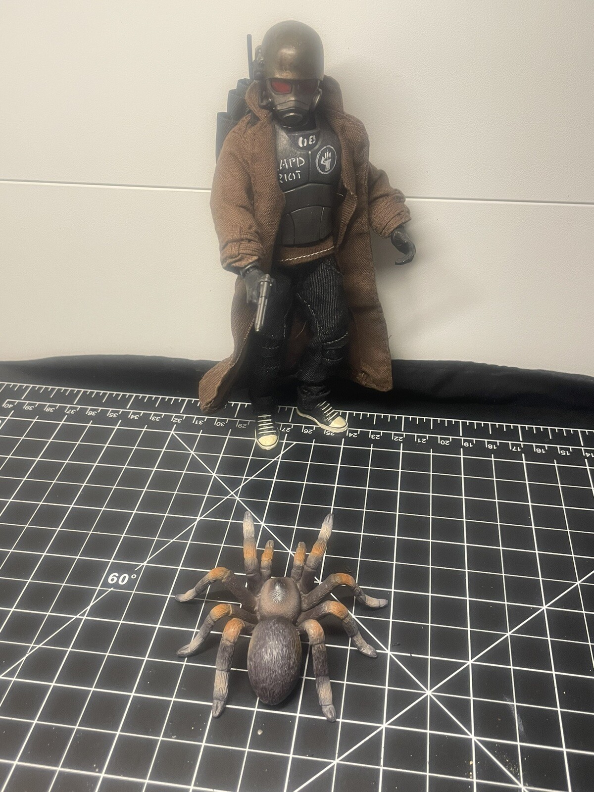 Picture 2 of 10