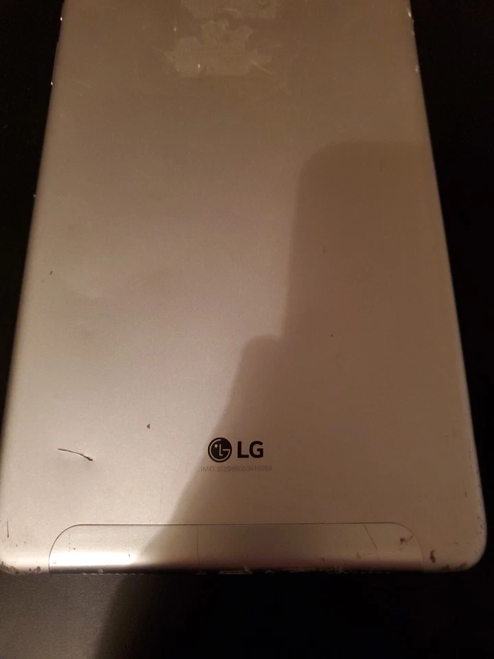 LG GPad5 LM-T600 32GB, Wi-Fi + 4G (T-Mobile), 10.1" - Silver - Image 2 of 3