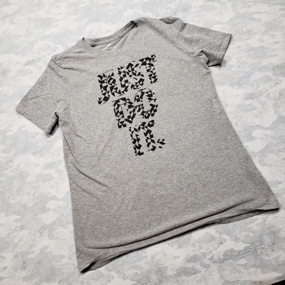 Camiseta Nike Top Mujer Gris Medio Manga Corta The Nike Just Do It Foto 3 de 4