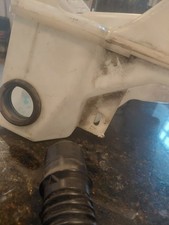 Oem Land Rover Lr4 10-16 Windshield Wiper Washer Fluid Reservoir Tank Pump