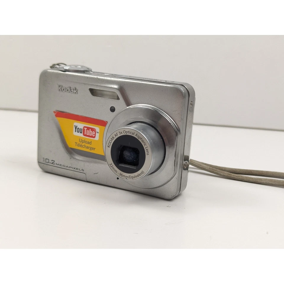 Kodak EasyShare C180 10.2 MP Digital Camera Silver YouTube Edition Compact Point - Image 2 of 4
