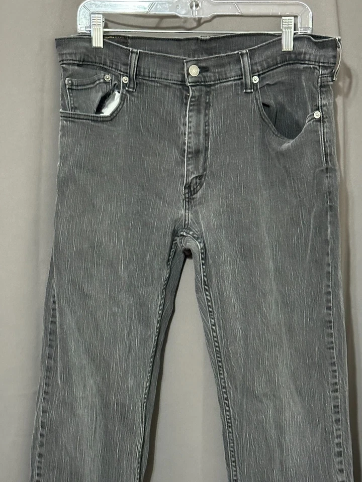 Levi’s 559 Relaxed Straight Jeans Men’s 36x34 | Black Wash | Classic Fit - Image 3 of 4