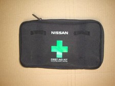 NISSAN PATHFINDER FIRST AID KIT BAG OEM NICE 05 06 07 08 09 10 11 12 13