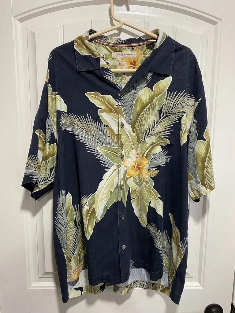 Tommy Bahama Men's XL Floral Palms Black Silk Button Up Hawaiian Beach Shirt
