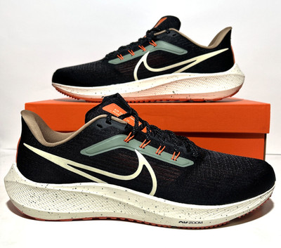 Nike Air Zoom Pegasus 39 Mens Size 9.5 Black Athletic Running Sneakers
