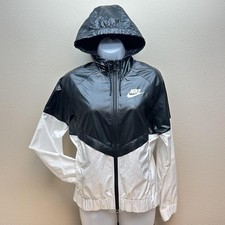 Nike Windrunner Jacket Womens Small Black Hooded Full Zip Windbreaker 804947-010