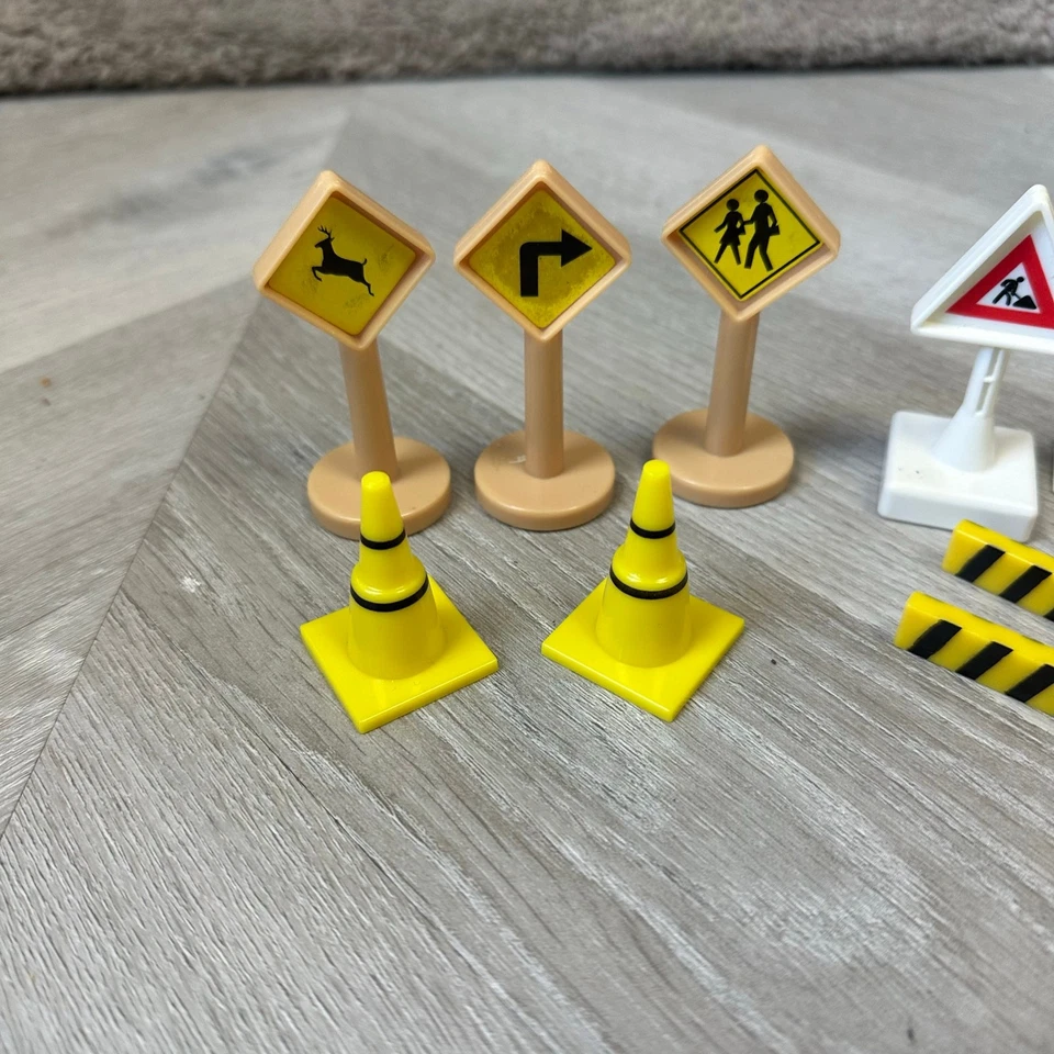 Lot Plastic Traffic Street Signs Train Set Accessories Toys KidKraft Mega Bloks - Image 2 of 4