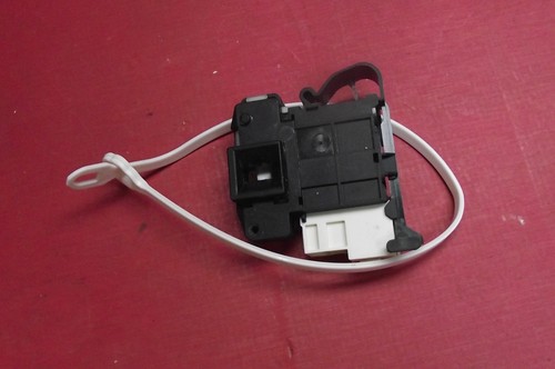 Waschmaschine BEKO BM1WU3721W TÜRSCHLOSS